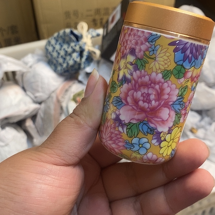 36899955890974369900975