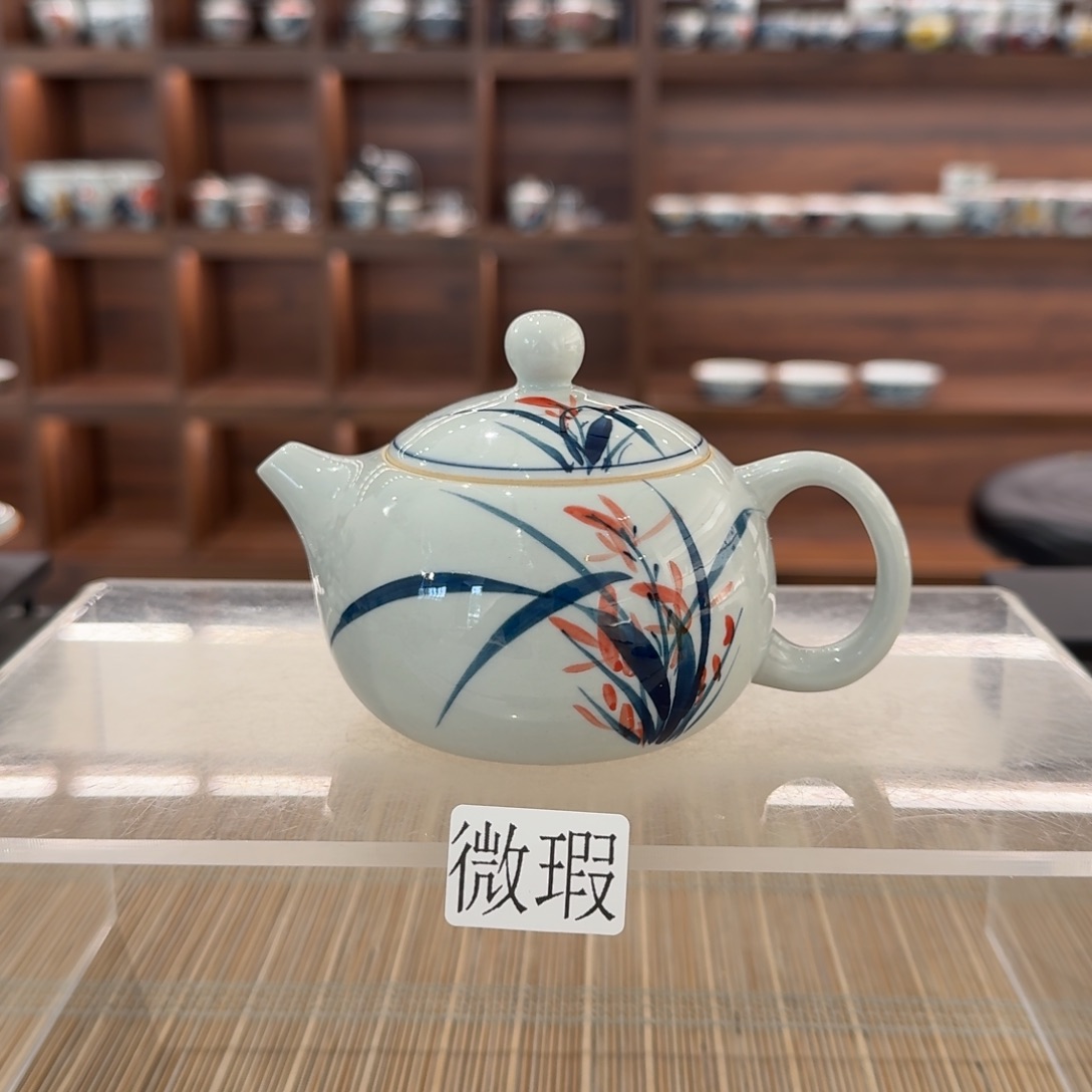 釉下手绘茶具微瑕