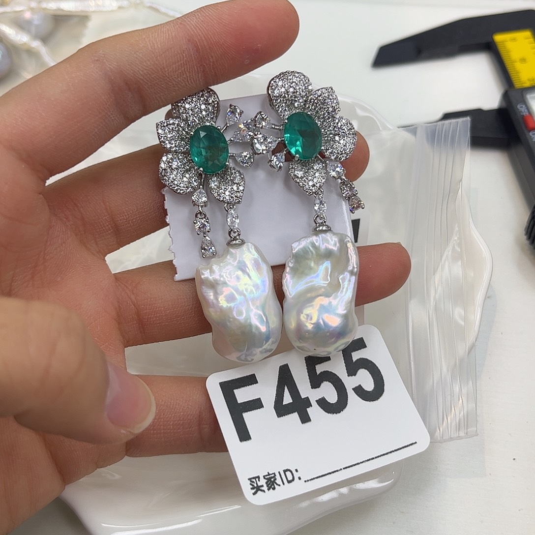 合金耳饰淡水珍珠