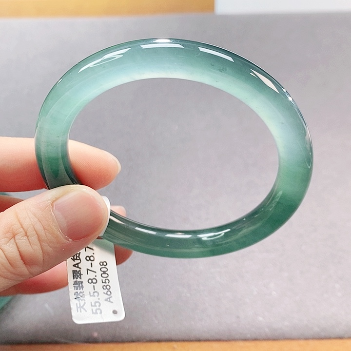 【闪购商品】翡翠手镯（圆镯）未镶嵌