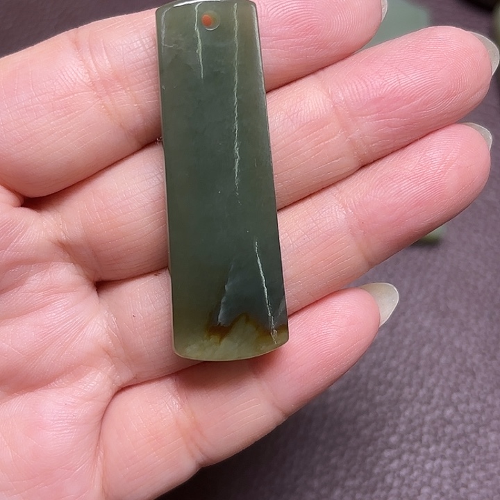 岫岩河磨玉（透闪石质玉）未镶嵌耳饰