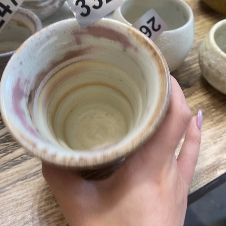 杯八***1柴烧肉等特色菜