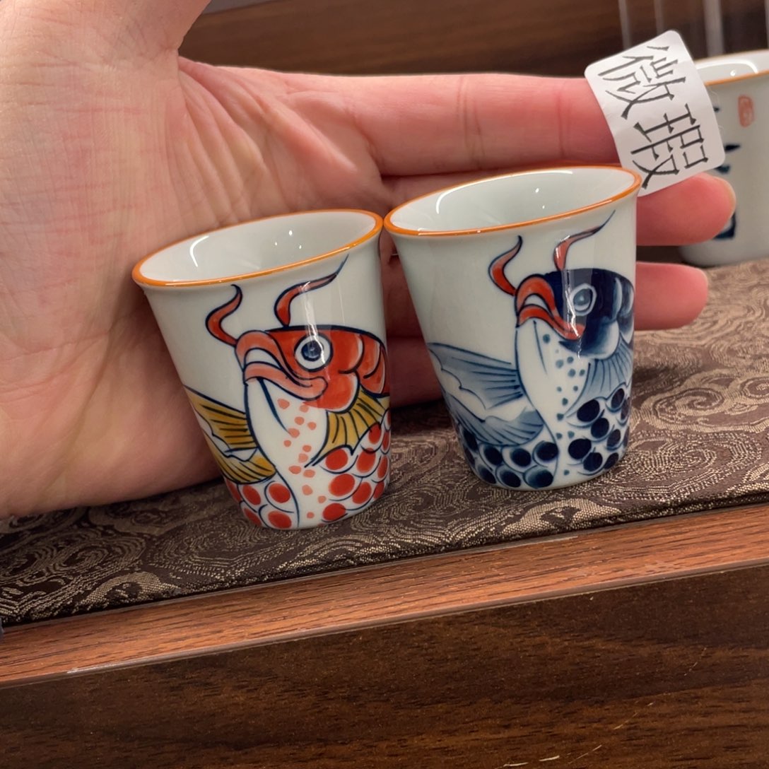 釉下手绘茶具微瑕