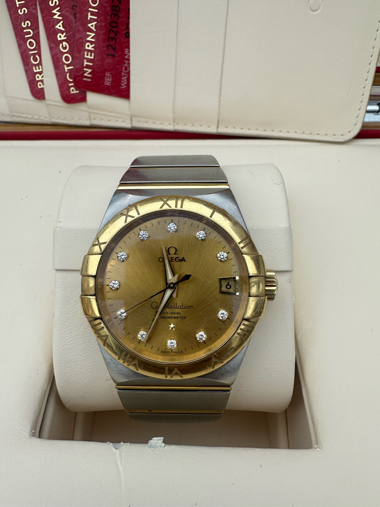 99新 Omega/欧米茄 自动机械星座系列间金镶钻38毫米腕表