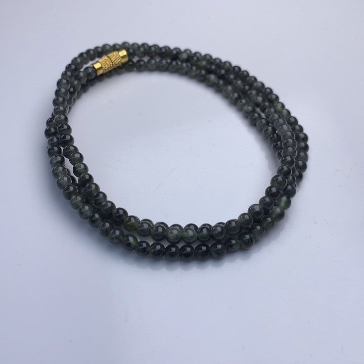 翡翠项链未镶嵌4mm！