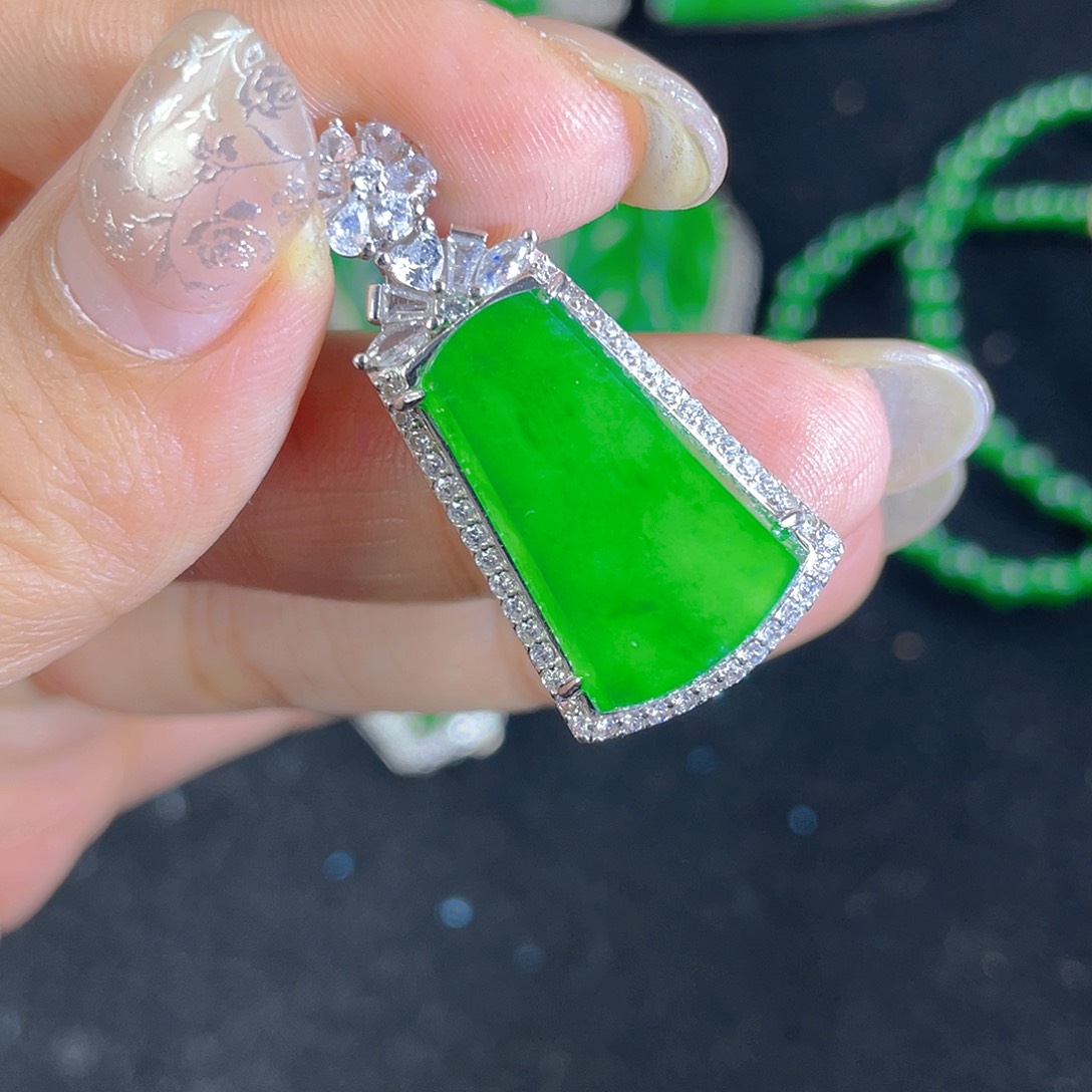 翡翠吊坠(不含链)银S925镶嵌