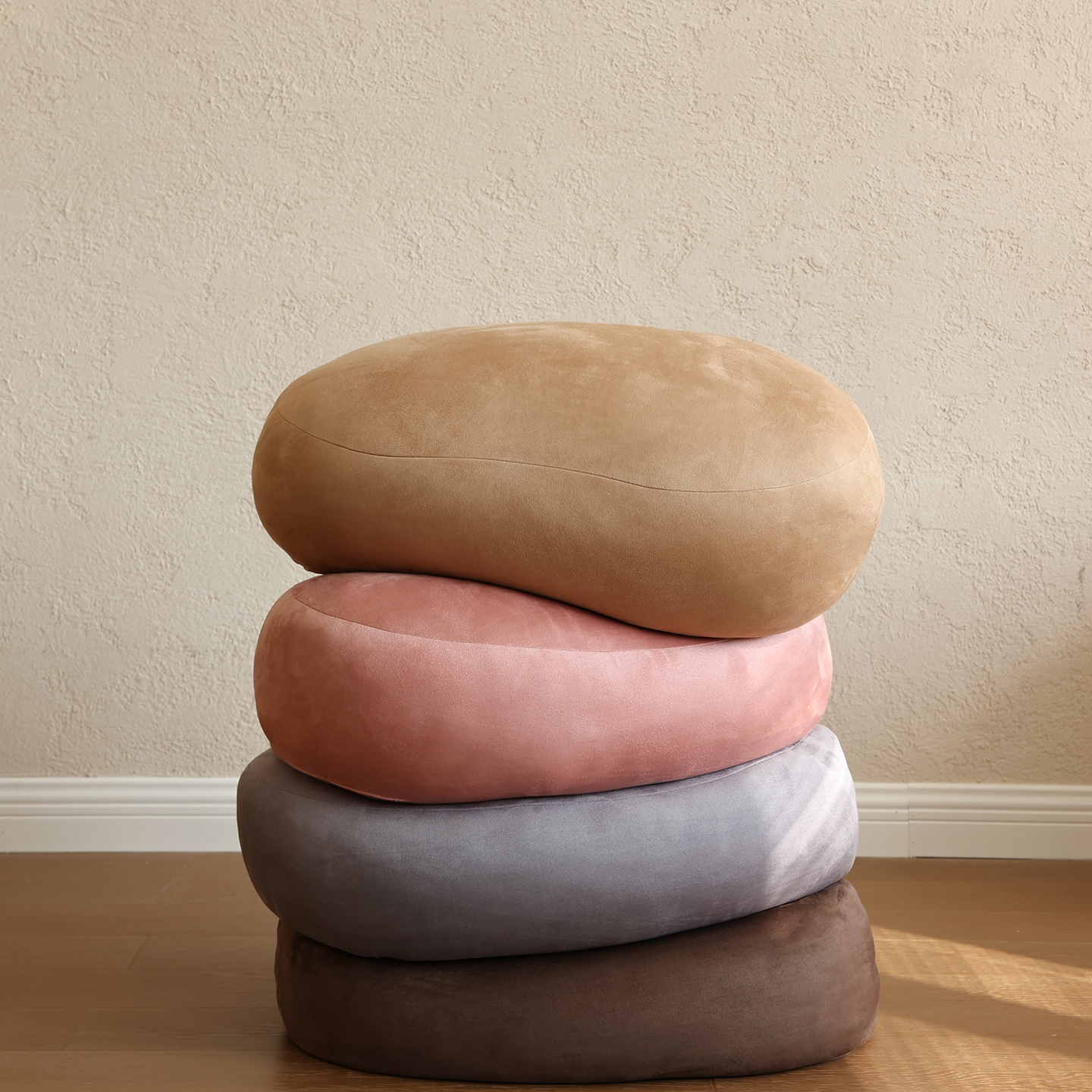 超柔软噗噗枕可抱可垫亲肤透气软硬适中办公室沙发多用途冥想坐垫