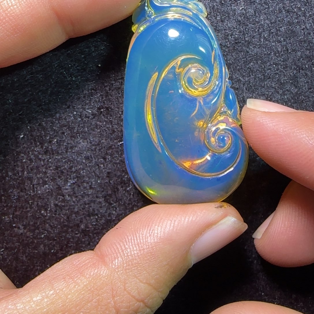 琥珀未镶嵌手镯琥珀