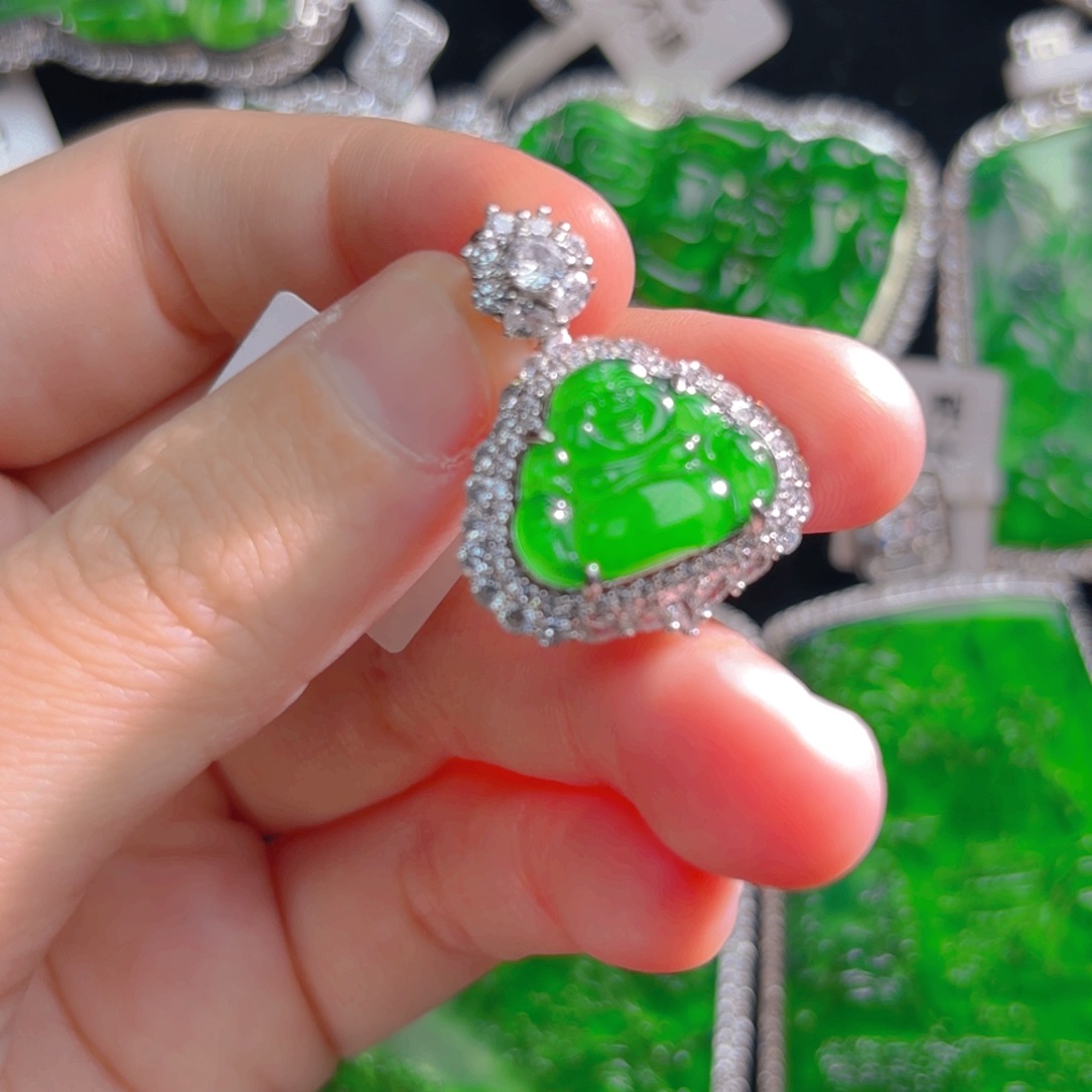 翡翠颈饰银S925镶嵌佛公