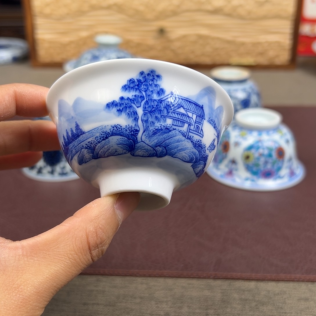 摆件景德镇山水客杯