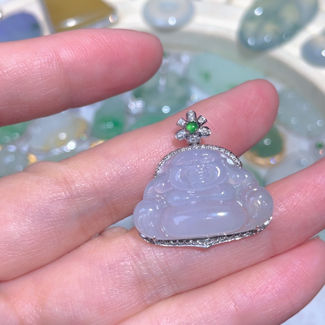 翡翠颈饰18K金镶嵌翡翠