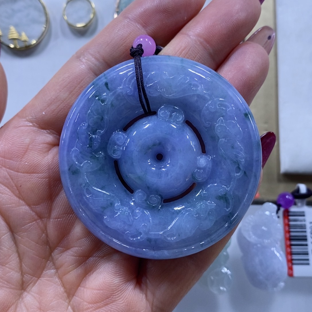 翡翠颈饰未镶嵌翡翠吊坠