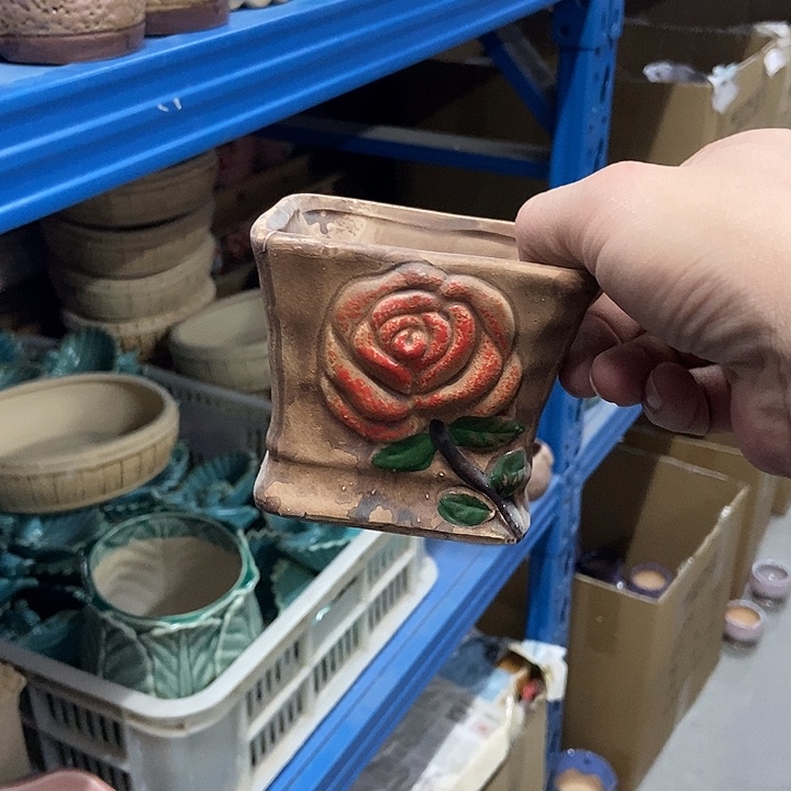 花盆单场满9.9发货9×7.5瑕疵