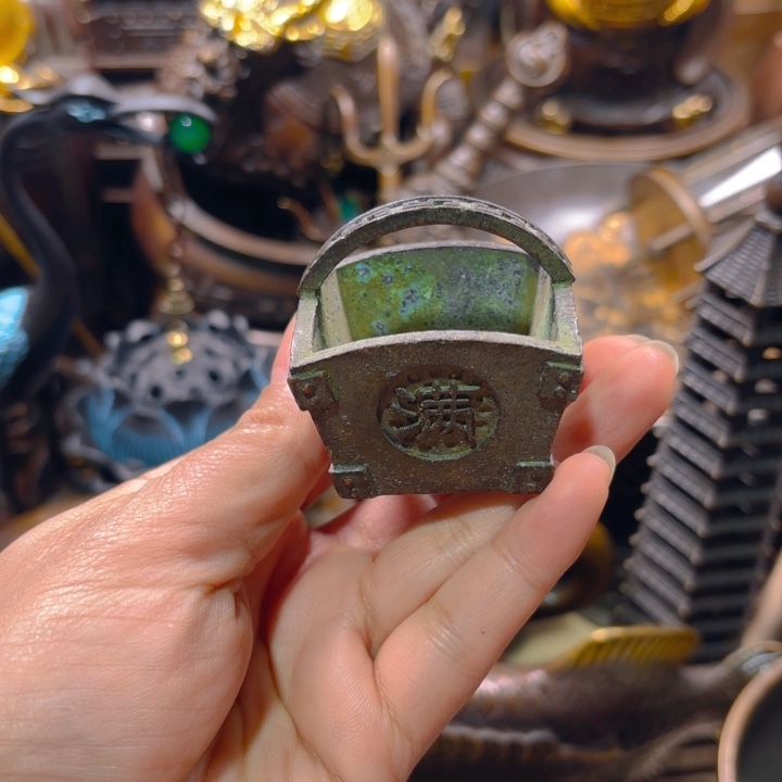 铜器摆件收收藏藏