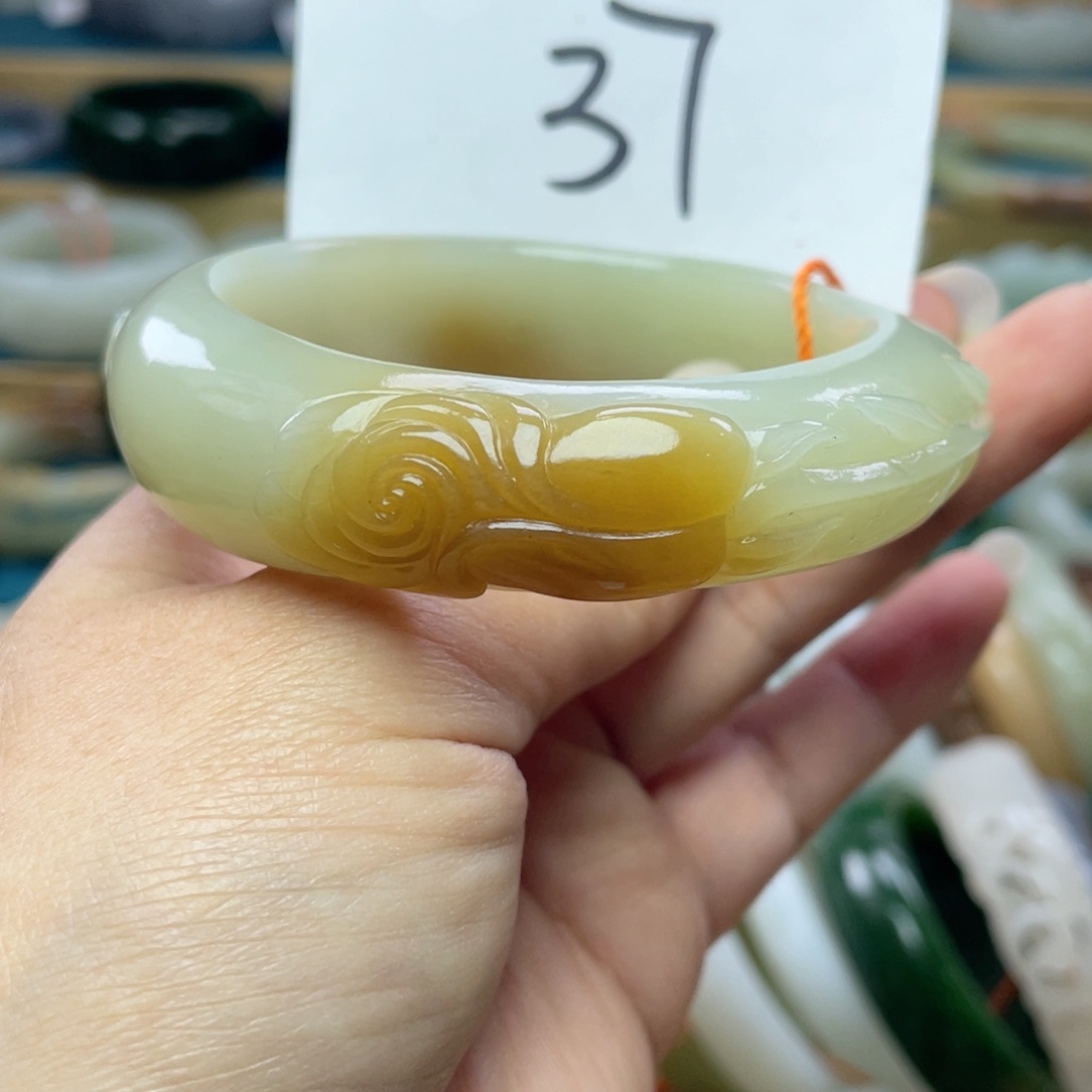 未镶嵌手镯和田玉圈口57
