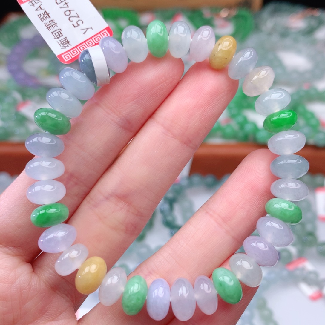 翡翠手链未镶嵌翡翠