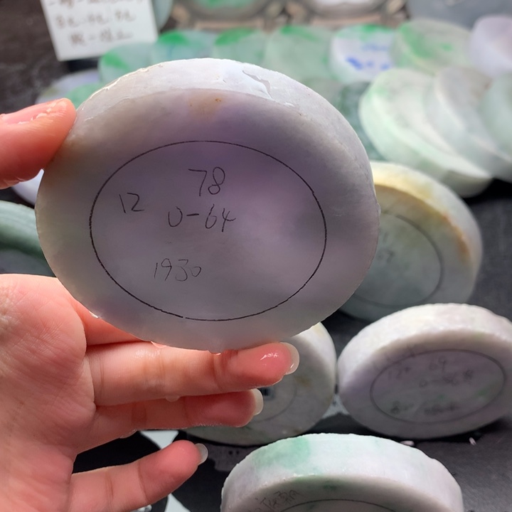 未镶嵌翡翠定制翡翠