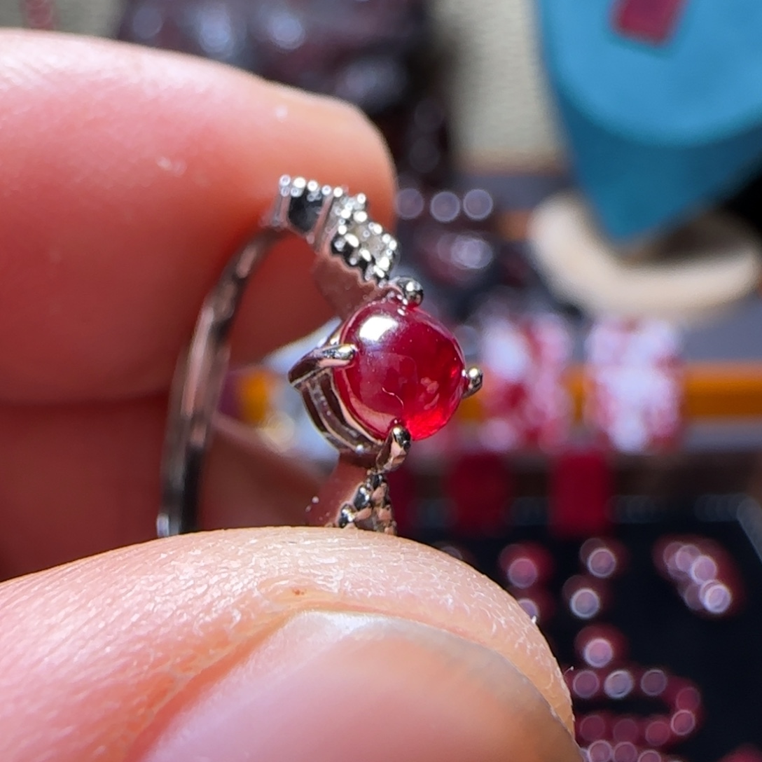 天然辰砂晶体戒指