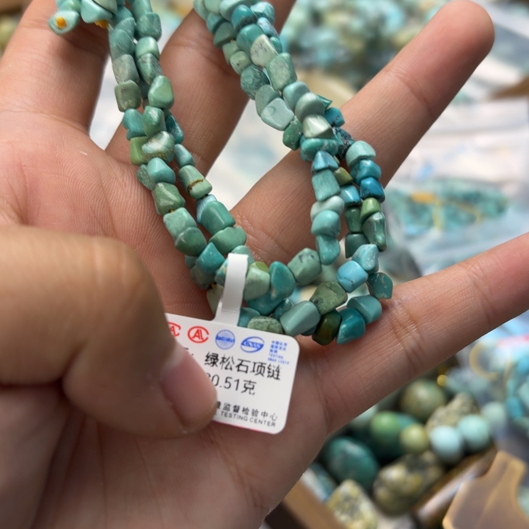绿松石未镶嵌珠宝奇石