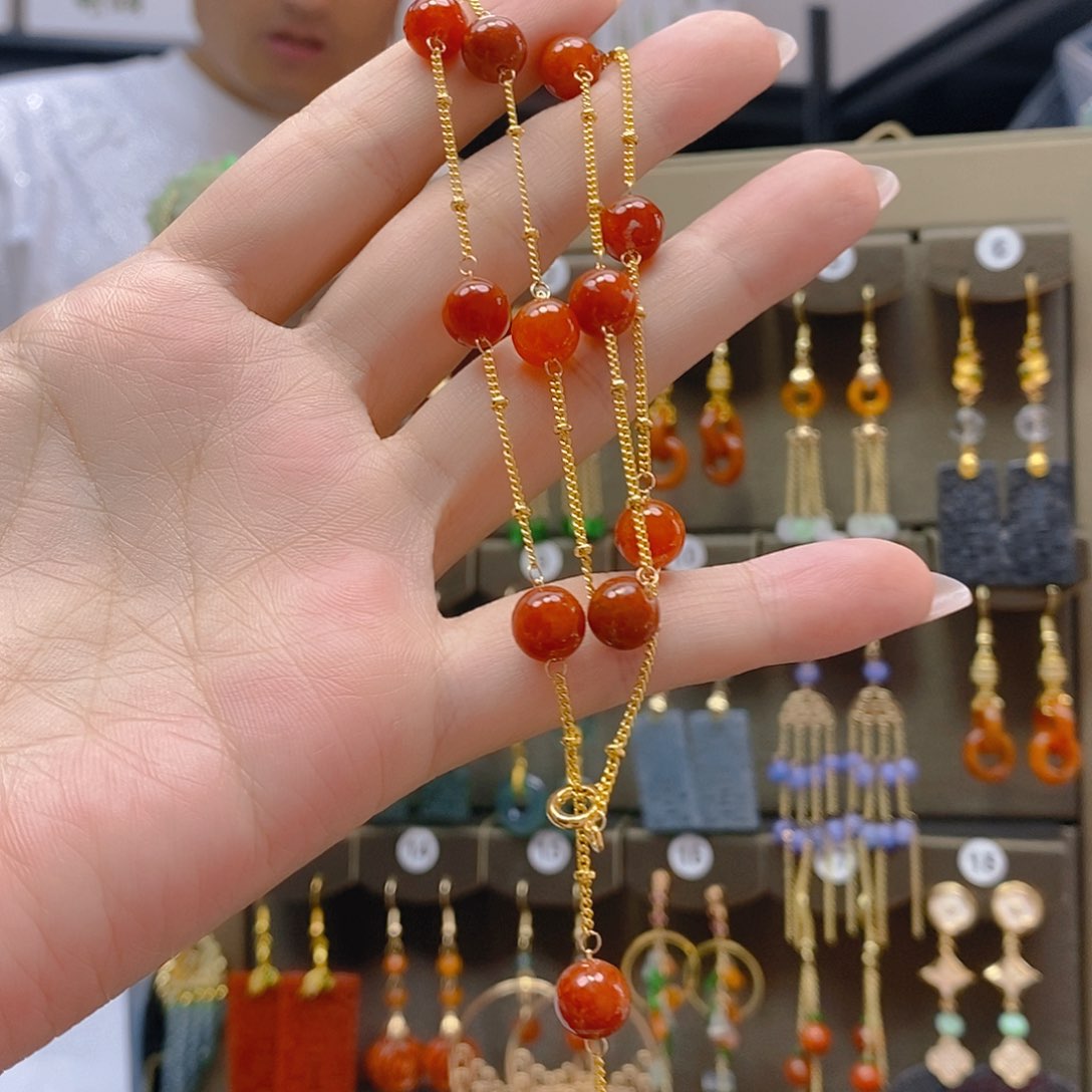 未镶嵌翡翠耳饰翡翠