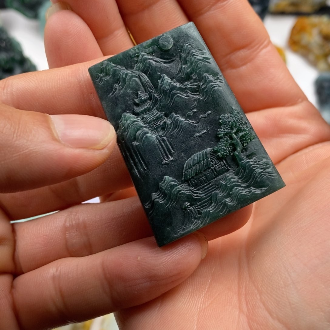 定制翡翠未镶嵌翡翠