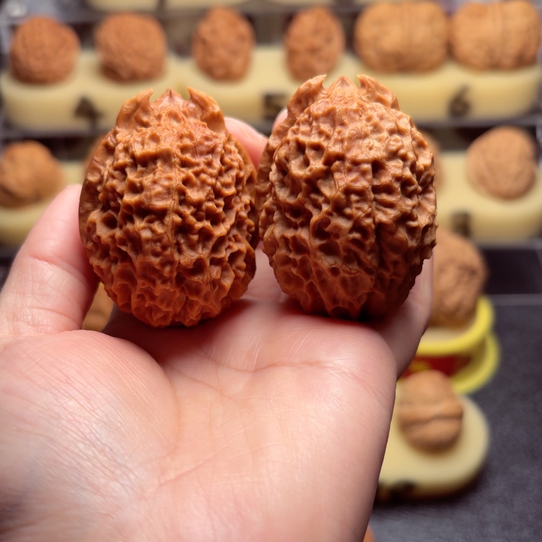 文玩核桃把件30号车