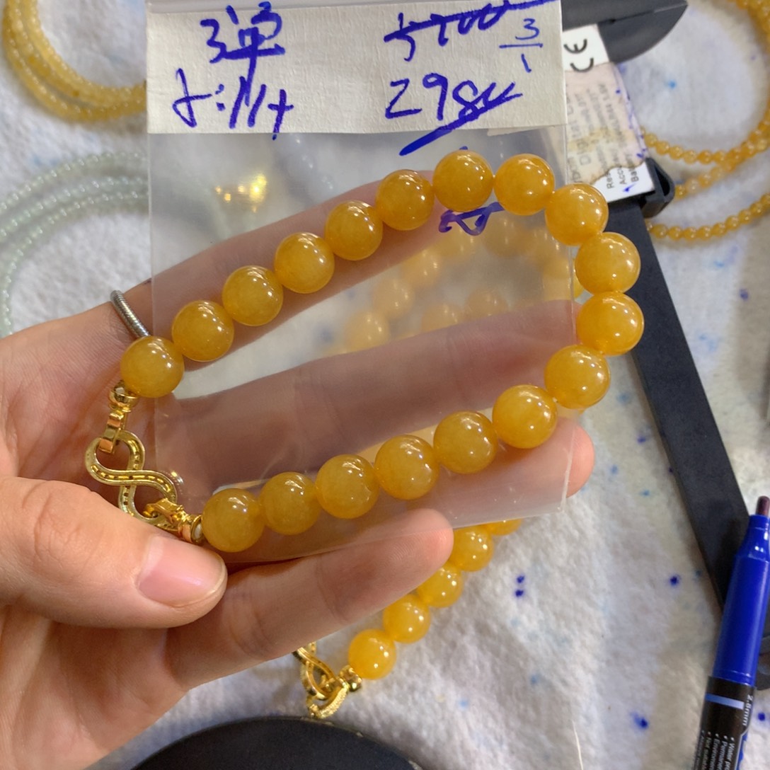 定制翡翠未镶嵌天然缅甸翡翠多样性