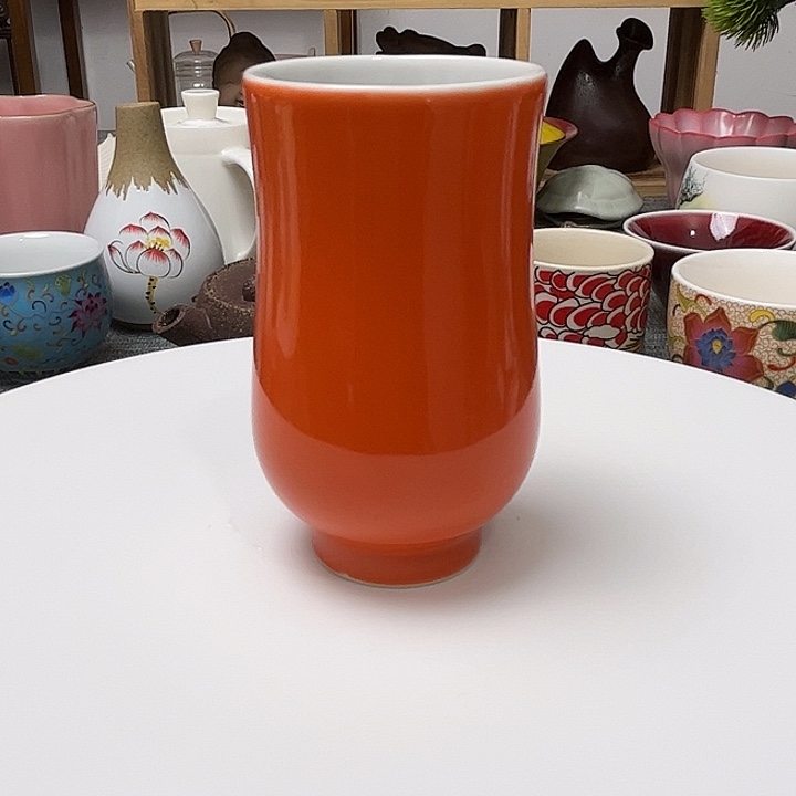 瓷片珊瑚红闻香杯主人杯