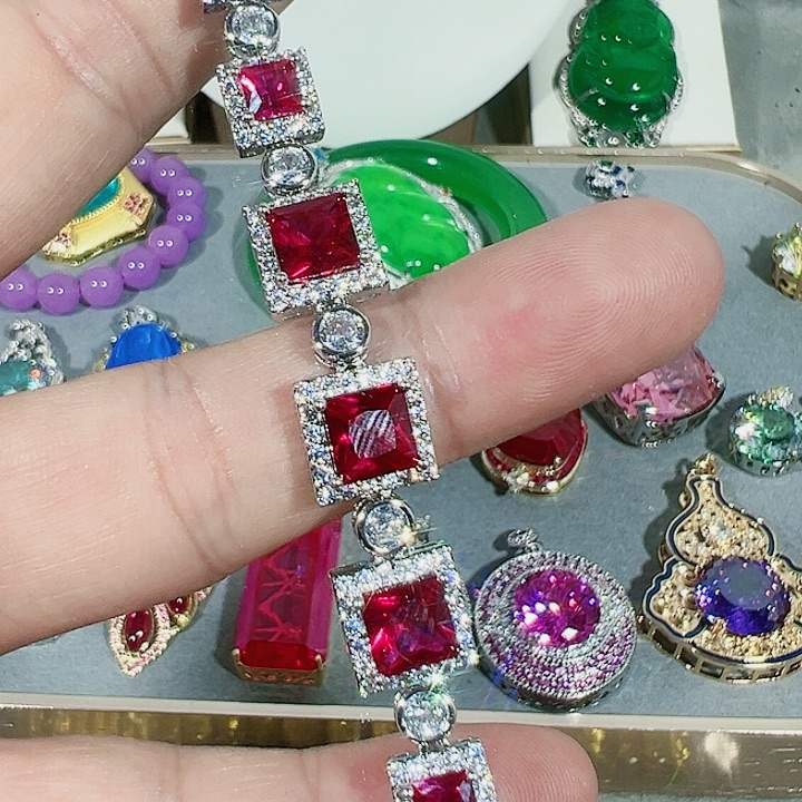 红宝石戒指未镶嵌