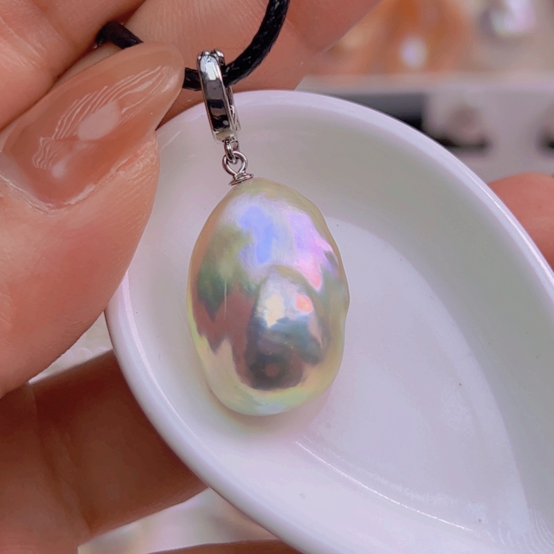 淡水珍珠未镶嵌吊坠(赠链)