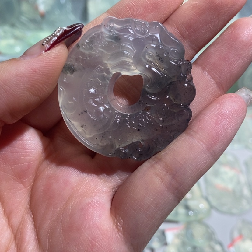 【闪购商品】蛇纹石玉颈饰未镶嵌