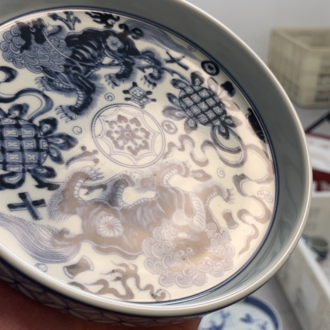 瓷片景德镇青花狮子滚绣球大壶承