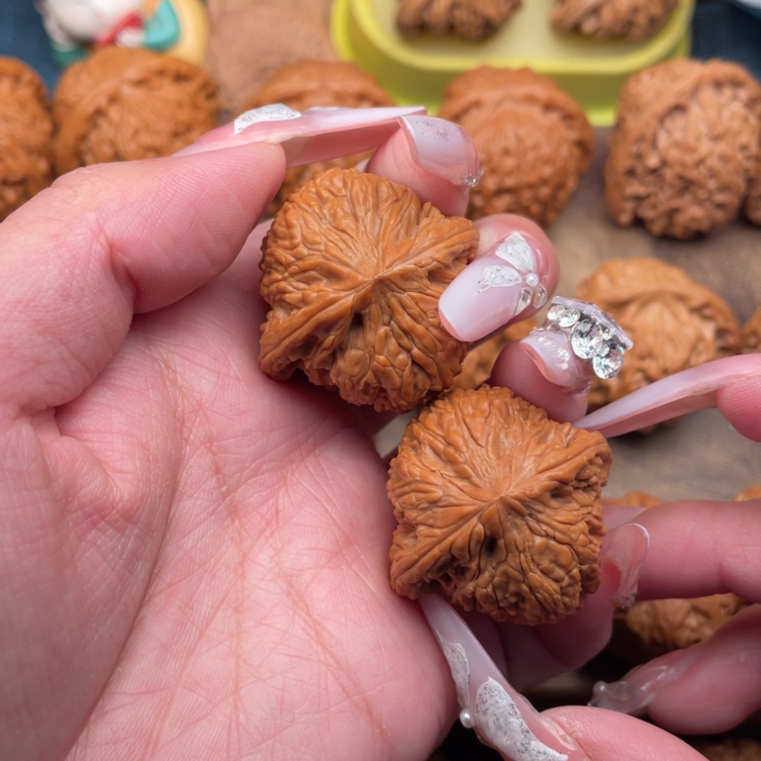 文玩核桃把件全品精配平谷绣球35