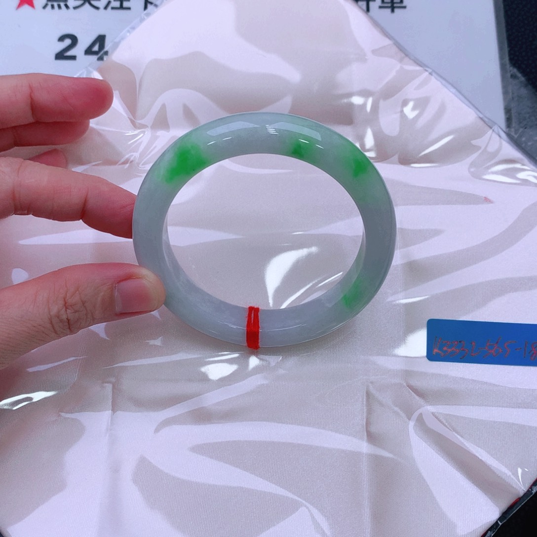 未镶嵌手镯翡翠缅甸翡翠手镯