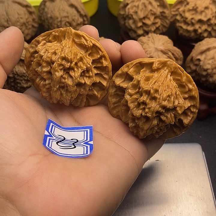 吊坠文玩核桃49盘龙纹