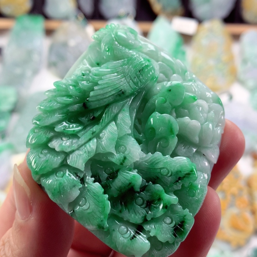 【闪购商品】翡翠吊坠(不含链)未镶嵌