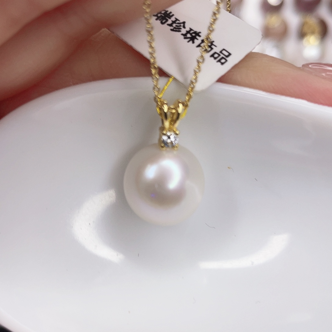 淡水珍珠吊坠(赠链)未镶嵌