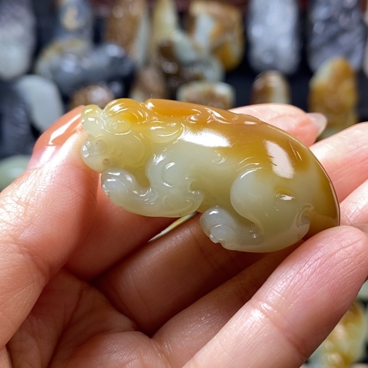 @***泪和田玉未镶嵌挂件