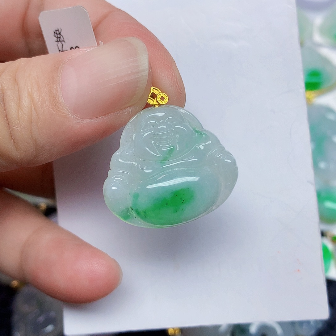 翡翠18K金镶嵌颈饰3467899