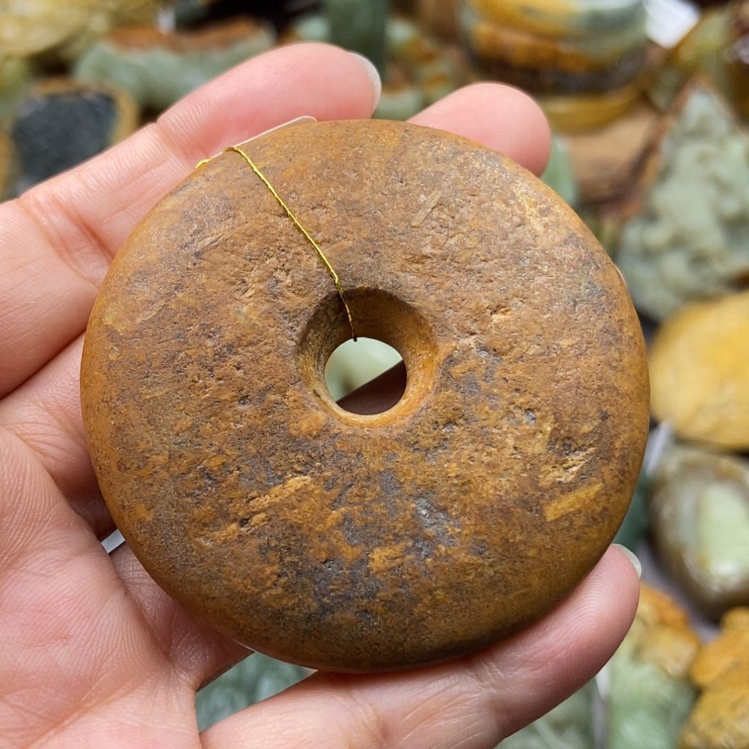 岫岩河磨玉（透闪石质玉）手把未镶嵌