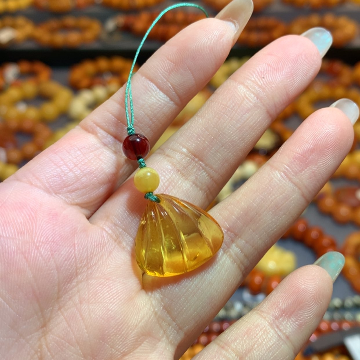 【闪购商品】未镶嵌吊坠(不含链)琥珀