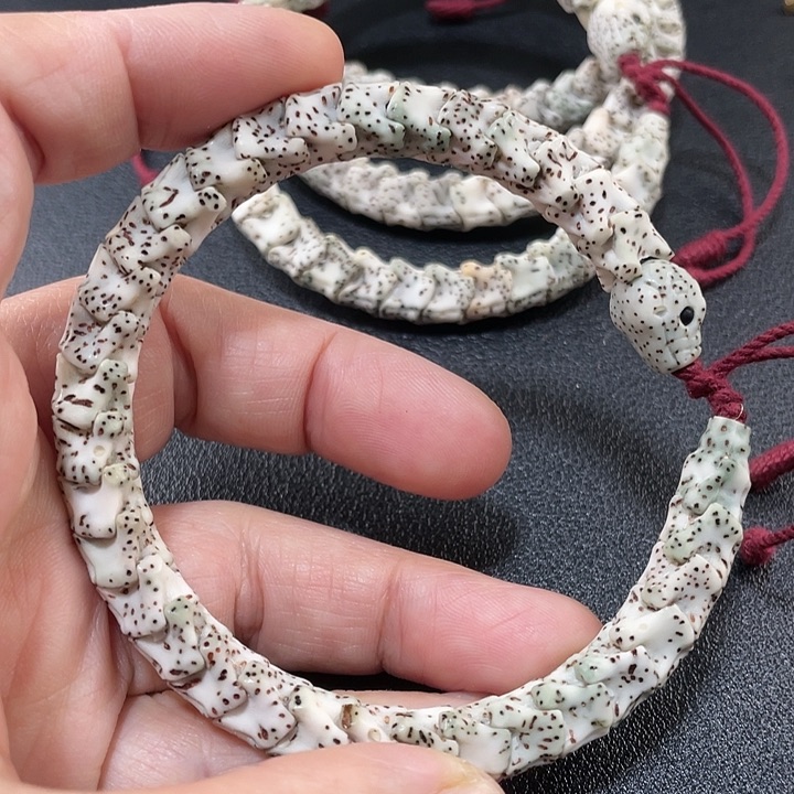 星月菩提把件蛇骨手串