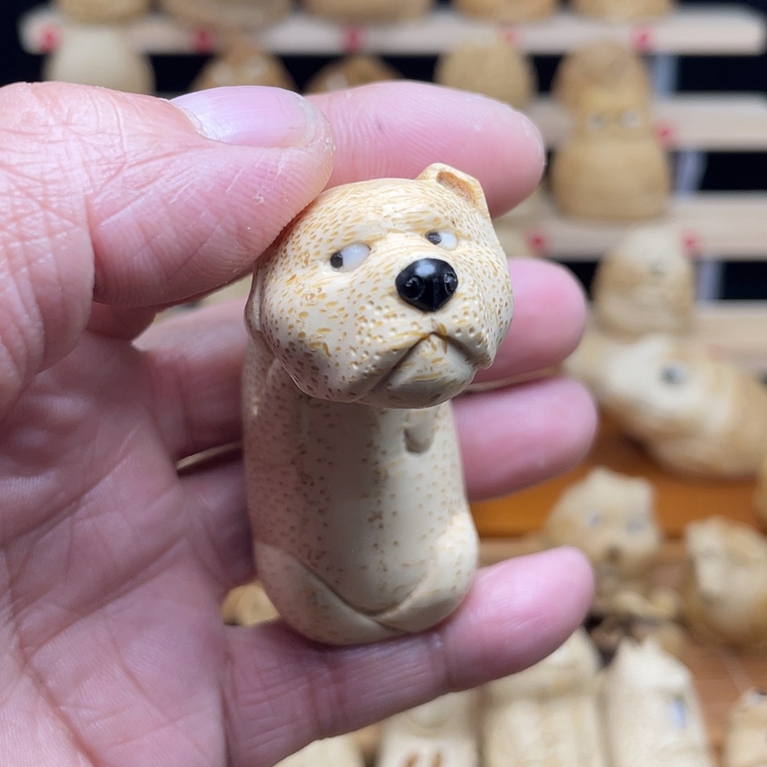 简***单竹竹根雕细狗手把件