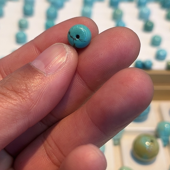 李***听南红玛瑙未镶嵌珠宝奇石