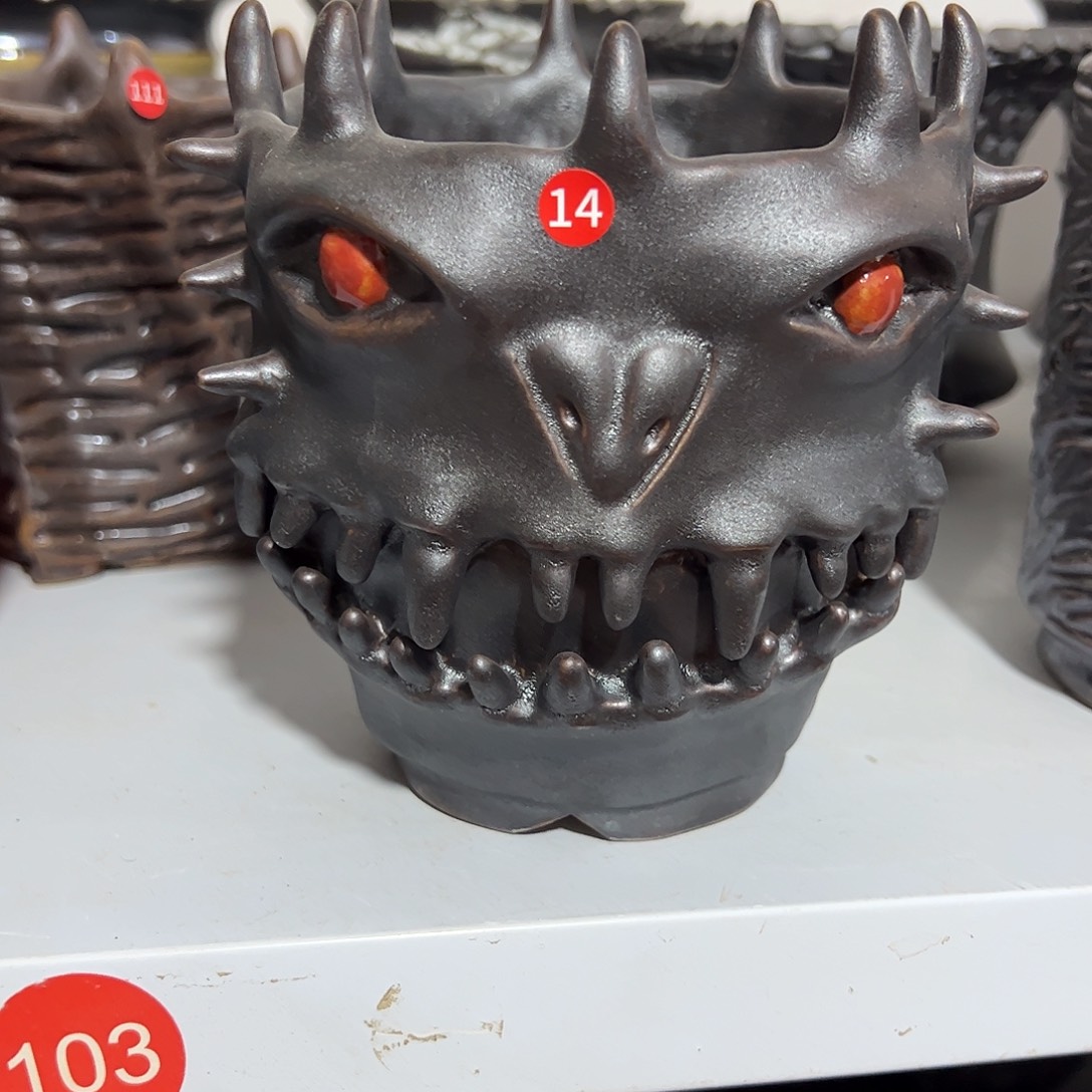 14号，手捏有手工制作痕迹，内口11外高13.5