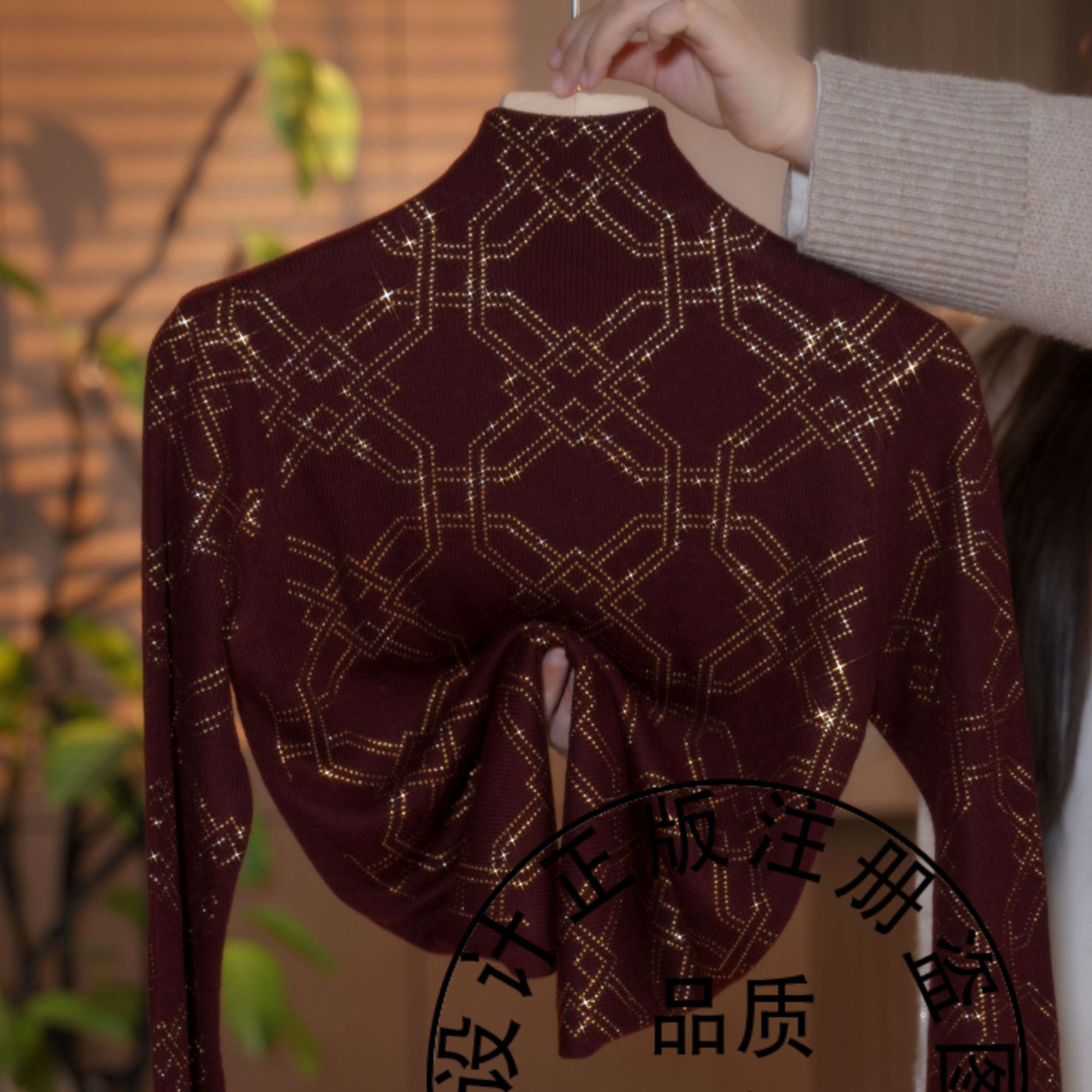 2025年秋季新款烫钻高端百搭显瘦时尚减龄高领长袖上衣女GD1451
