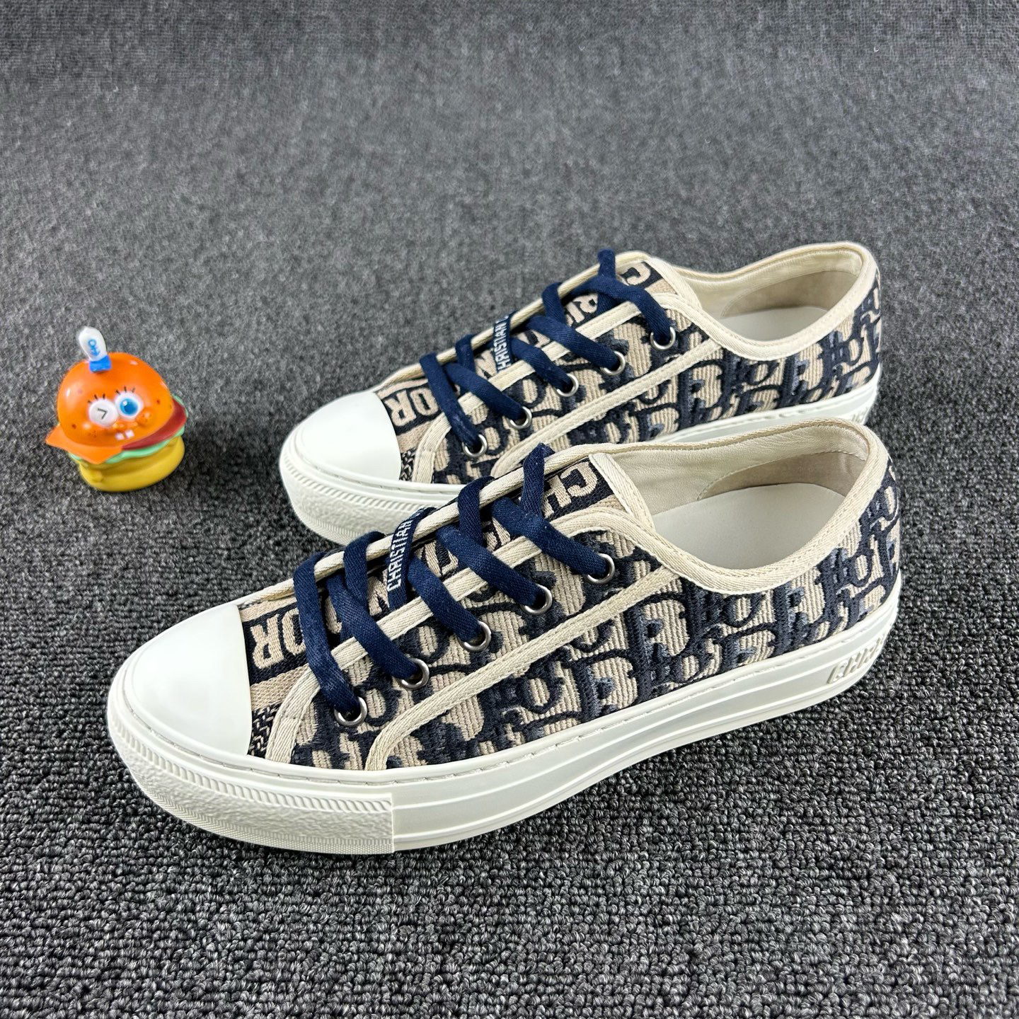 95新 DIOR/迪奥 老花板鞋37.5码 HB4225 公价8.5k