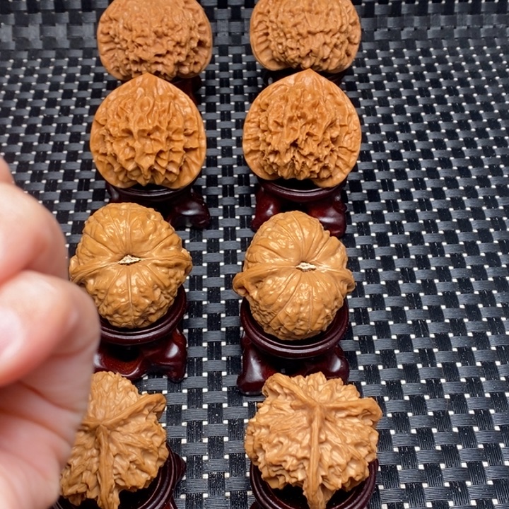 文玩核桃吊坠8手套一对