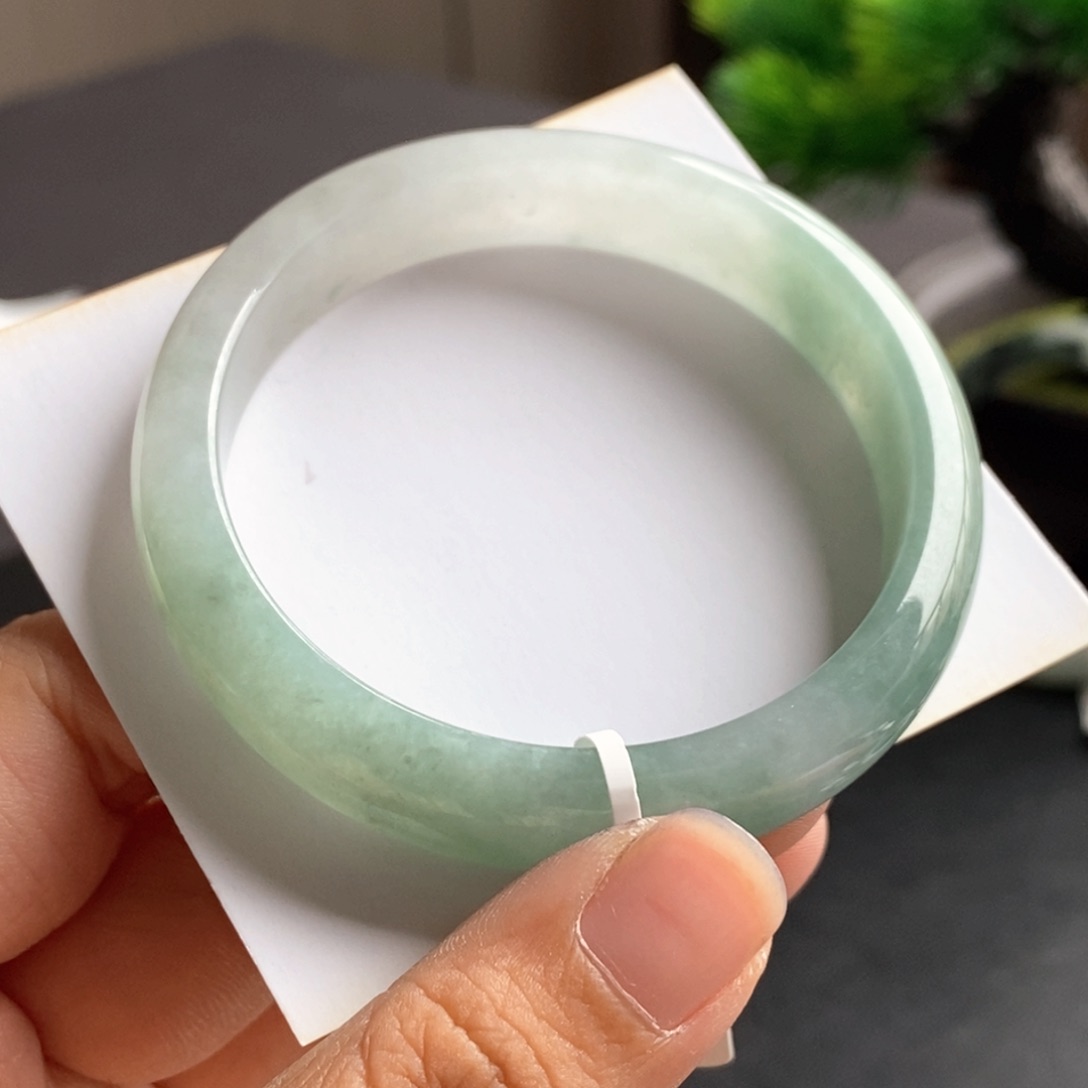 翡翠手镯未镶嵌80号