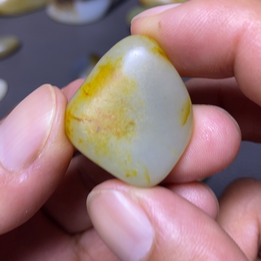 和田玉（糖玉）未镶嵌挂件